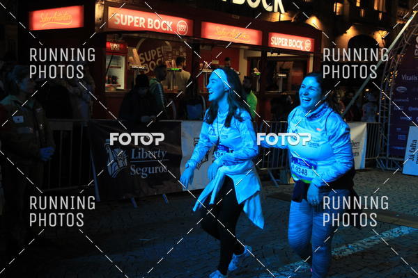 Buy your photos of the eventS�o Silvestre Porto 2019 on Fotop