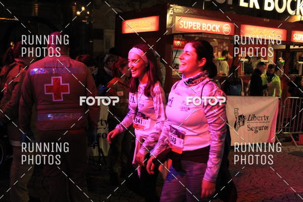 Buy your photos of the eventS�o Silvestre Porto 2019 on Fotop