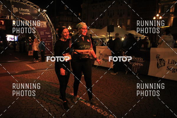 Buy your photos of the eventS�o Silvestre Porto 2019 on Fotop