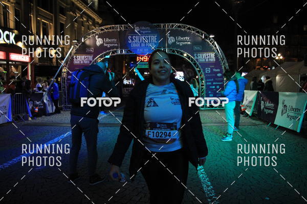 Buy your photos of the eventS�o Silvestre Porto 2019 on Fotop