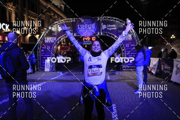 Buy your photos of the eventS�o Silvestre Porto 2019 on Fotop