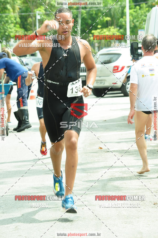 Achetez vos photos de l'vnement17 CIRCUITO DE AQUATHLON ATLETAS SOLIDRIOS sur Fotop