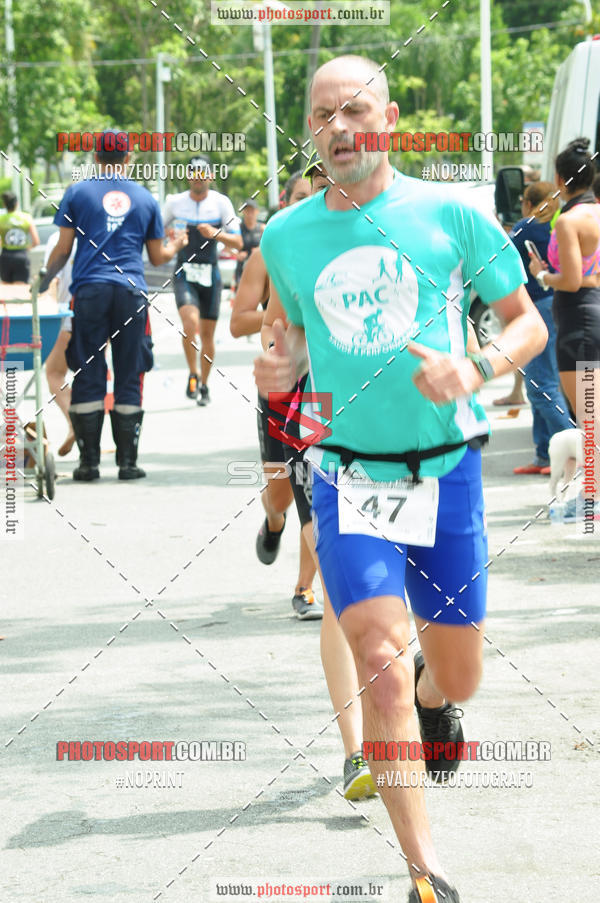 Achetez vos photos de l'vnement17 CIRCUITO DE AQUATHLON ATLETAS SOLIDRIOS sur Fotop