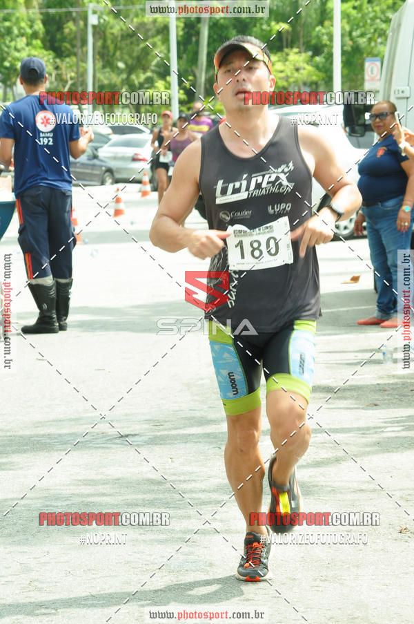 Achetez vos photos de l'vnement17 CIRCUITO DE AQUATHLON ATLETAS SOLIDRIOS sur Fotop