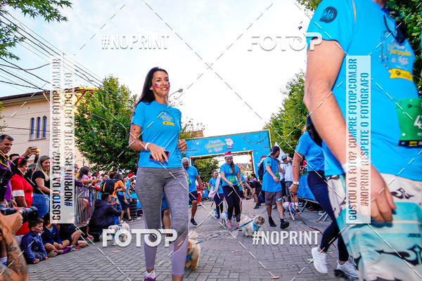 Buy your photos of the eventCorrida Iluminada de Natal 2019 on Fotop