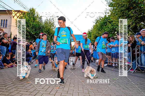 Buy your photos of the eventCorrida Iluminada de Natal 2019 on Fotop