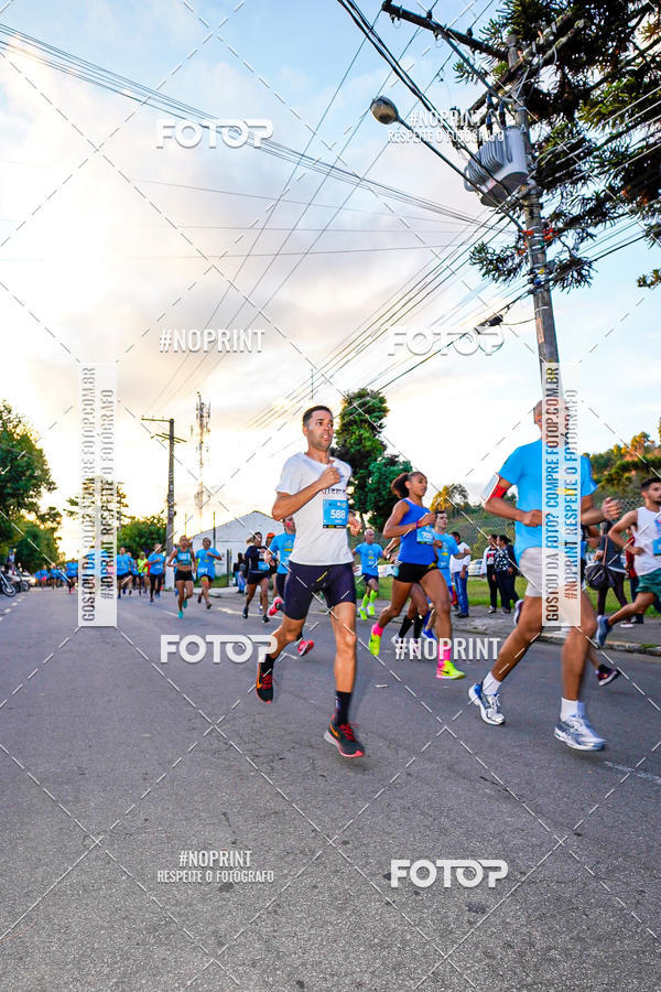 Buy your photos of the eventCorrida Iluminada de Natal 2019 on Fotop
