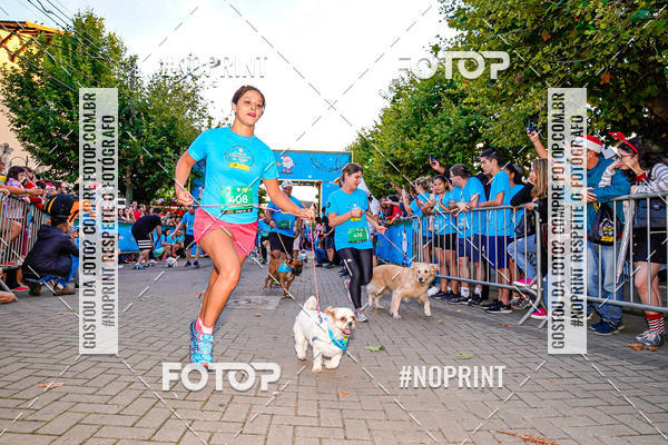 Buy your photos of the eventCorrida Iluminada de Natal 2019 on Fotop
