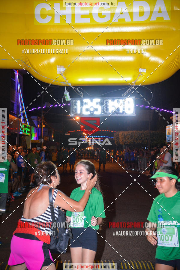 Buy your photos of the event70 CORRIDA DE BRODOWSKI on Fotop