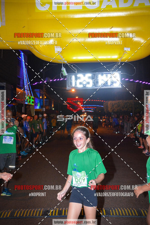 Buy your photos of the event70 CORRIDA DE BRODOWSKI on Fotop