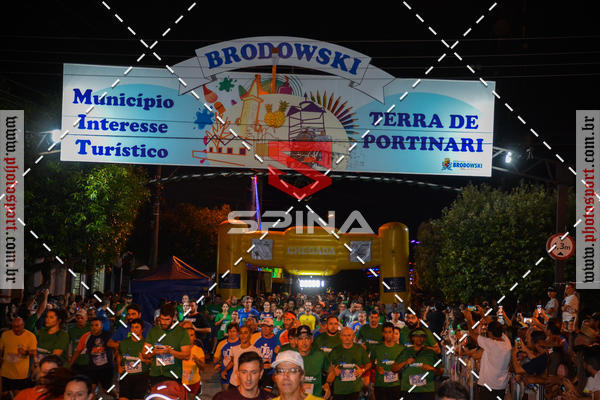 Buy your photos of the event70 CORRIDA DE BRODOWSKI on Fotop