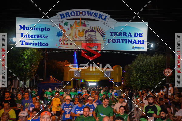 Buy your photos of the event70 CORRIDA DE BRODOWSKI on Fotop