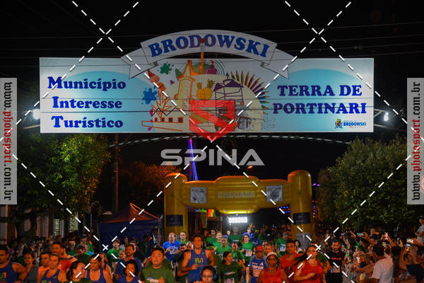 Buy your photos of the event70 CORRIDA DE BRODOWSKI on Fotop