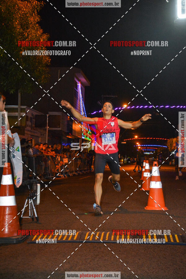 Buy your photos of the event70 CORRIDA DE BRODOWSKI on Fotop