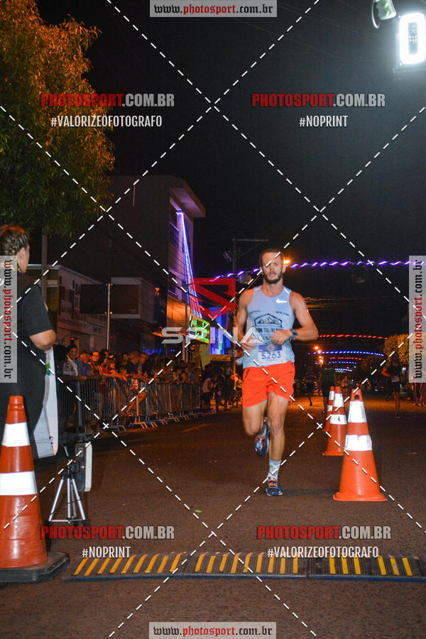 Buy your photos of the event70 CORRIDA DE BRODOWSKI on Fotop