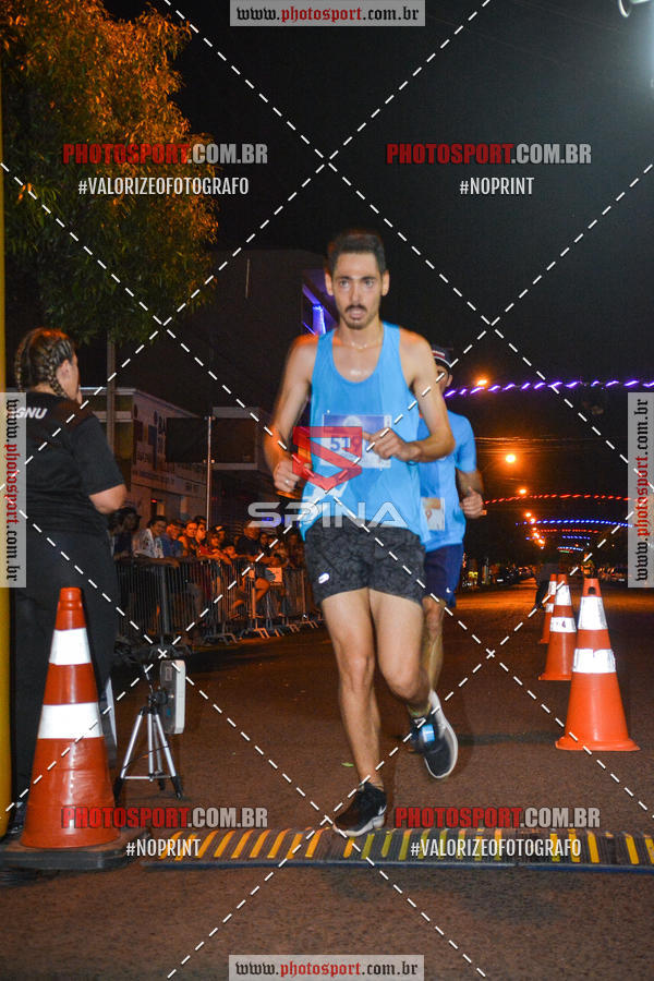 Buy your photos of the event70 CORRIDA DE BRODOWSKI on Fotop