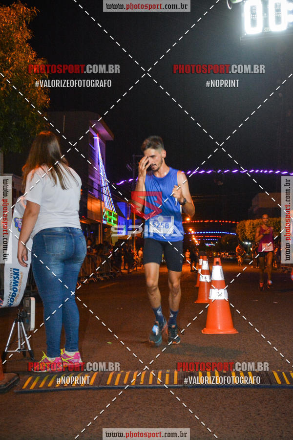 Buy your photos of the event70 CORRIDA DE BRODOWSKI on Fotop