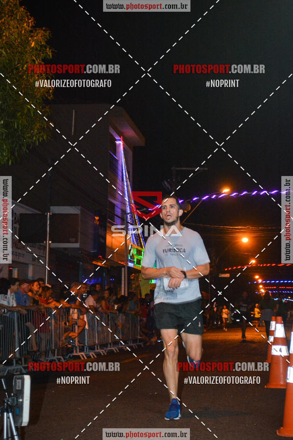 Buy your photos of the event70 CORRIDA DE BRODOWSKI on Fotop