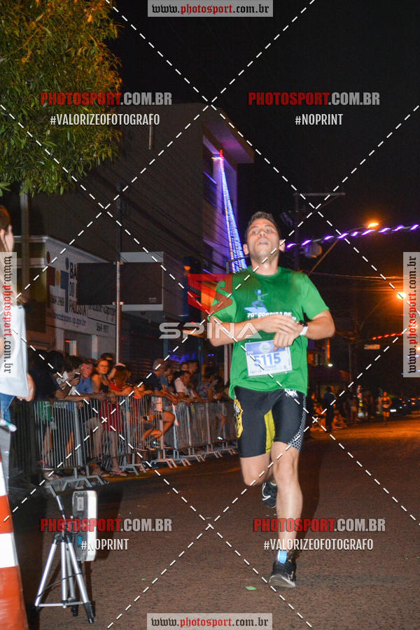 Buy your photos of the event70 CORRIDA DE BRODOWSKI on Fotop