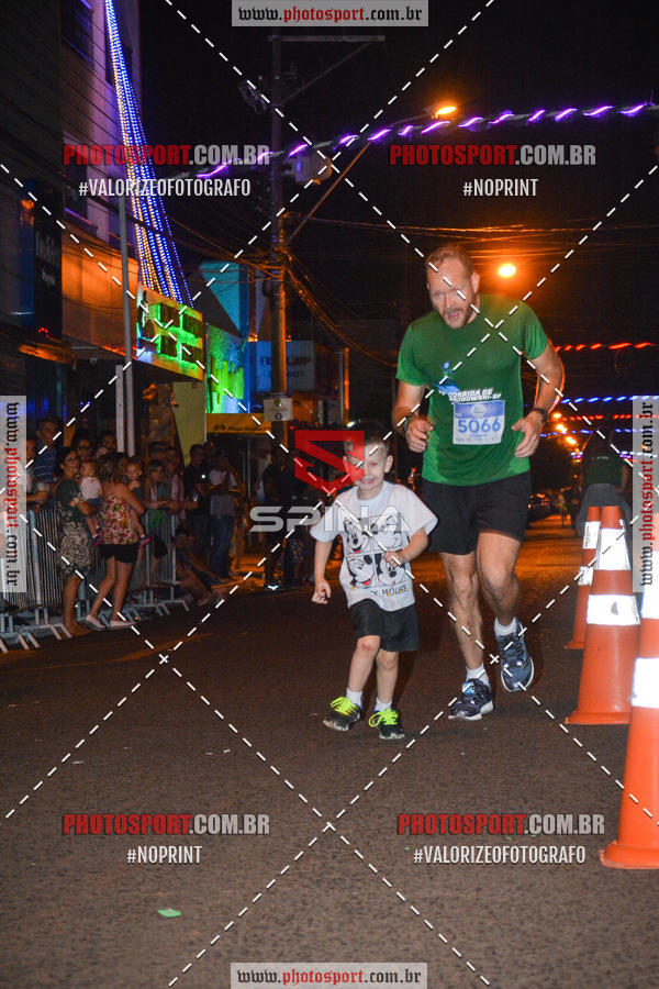 Buy your photos of the event70 CORRIDA DE BRODOWSKI on Fotop