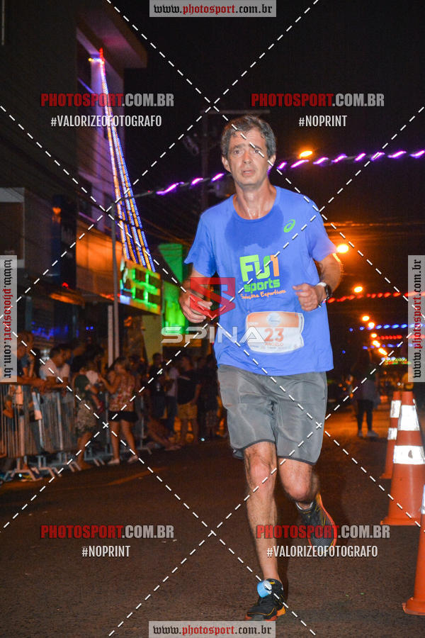 Buy your photos of the event70 CORRIDA DE BRODOWSKI on Fotop