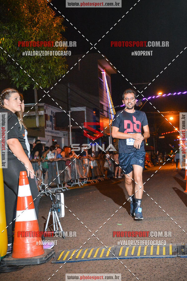 Buy your photos of the event70 CORRIDA DE BRODOWSKI on Fotop