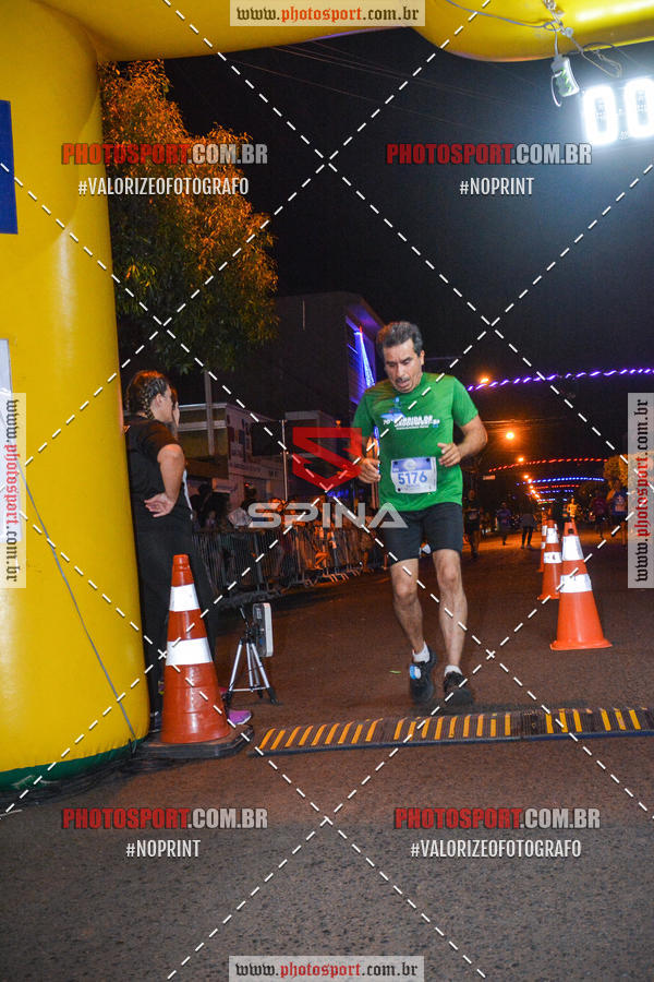 Buy your photos of the event70 CORRIDA DE BRODOWSKI on Fotop