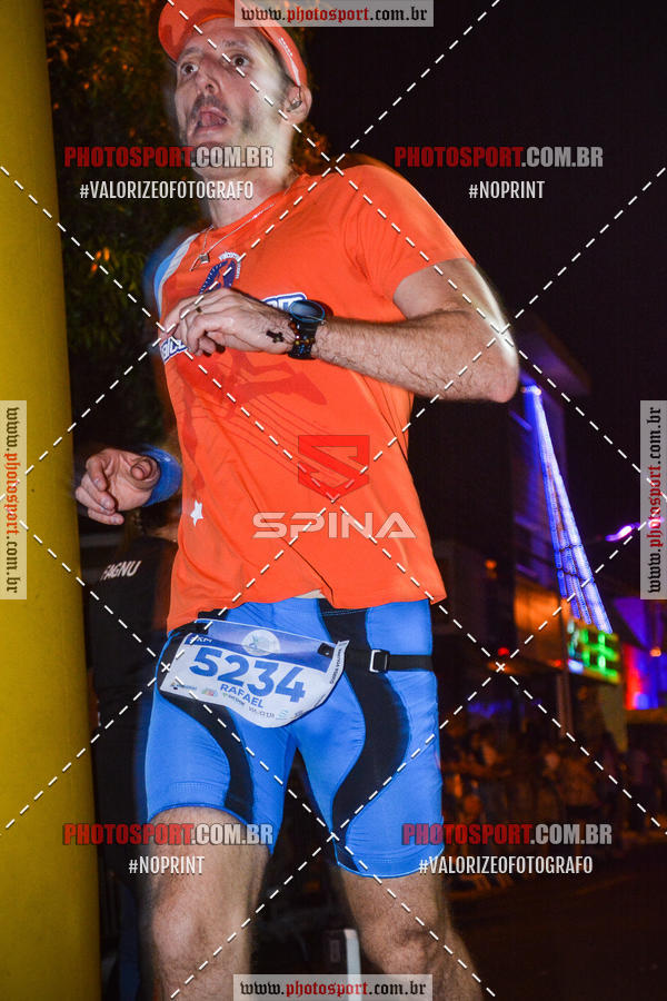 Buy your photos of the event70 CORRIDA DE BRODOWSKI on Fotop