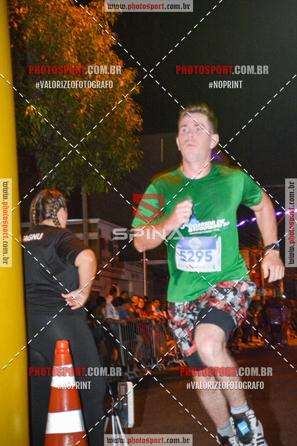 Buy your photos of the event70 CORRIDA DE BRODOWSKI on Fotop