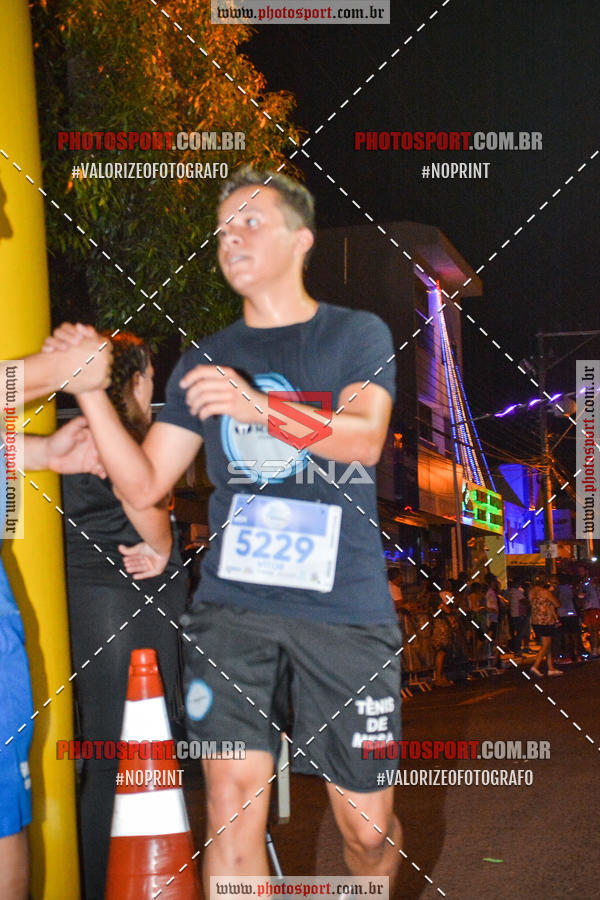 Buy your photos of the event70 CORRIDA DE BRODOWSKI on Fotop