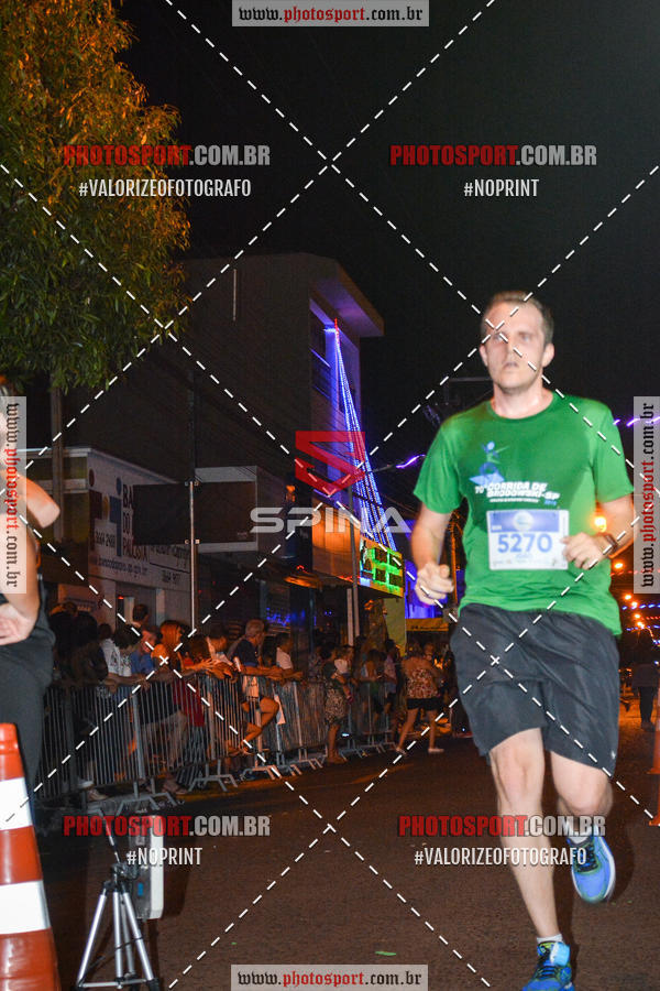Buy your photos of the event70 CORRIDA DE BRODOWSKI on Fotop