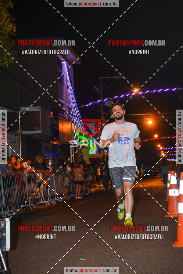Buy your photos of the event70 CORRIDA DE BRODOWSKI on Fotop