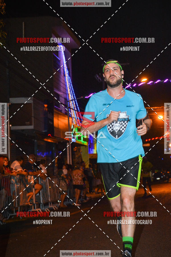 Buy your photos of the event70 CORRIDA DE BRODOWSKI on Fotop