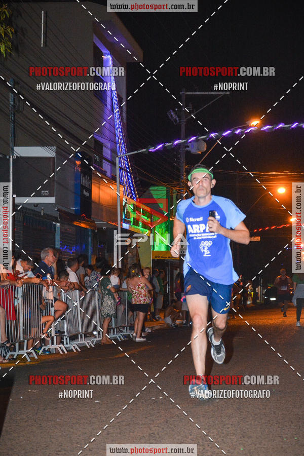 Buy your photos of the event70 CORRIDA DE BRODOWSKI on Fotop