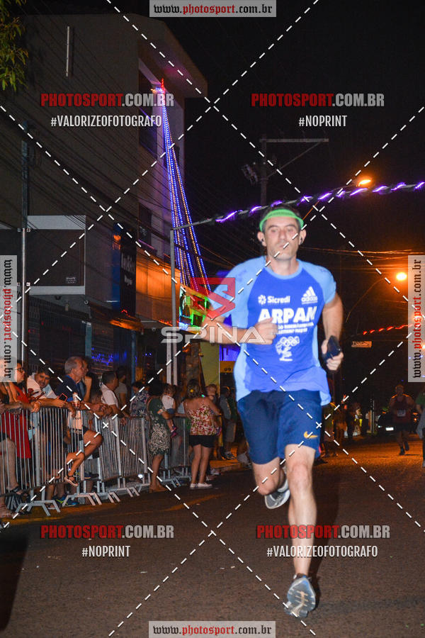 Buy your photos of the event70 CORRIDA DE BRODOWSKI on Fotop