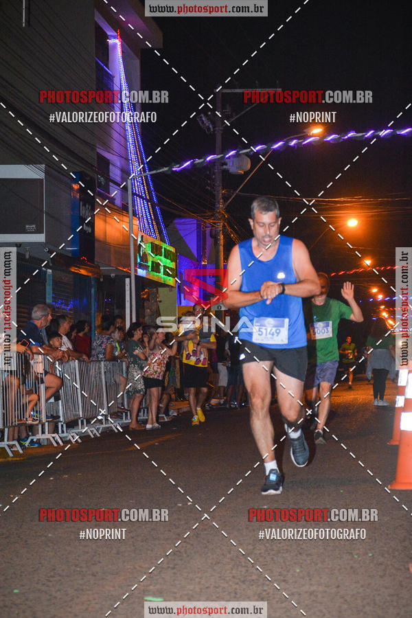 Buy your photos of the event70 CORRIDA DE BRODOWSKI on Fotop