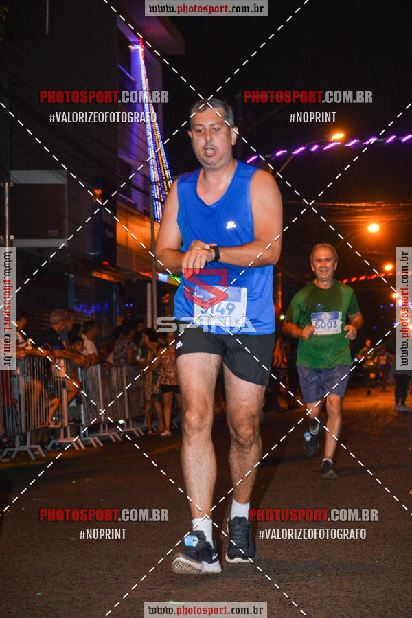 Buy your photos of the event70 CORRIDA DE BRODOWSKI on Fotop