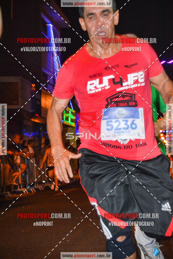 Buy your photos of the event70 CORRIDA DE BRODOWSKI on Fotop