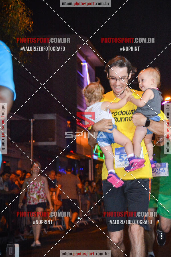 Buy your photos of the event70 CORRIDA DE BRODOWSKI on Fotop