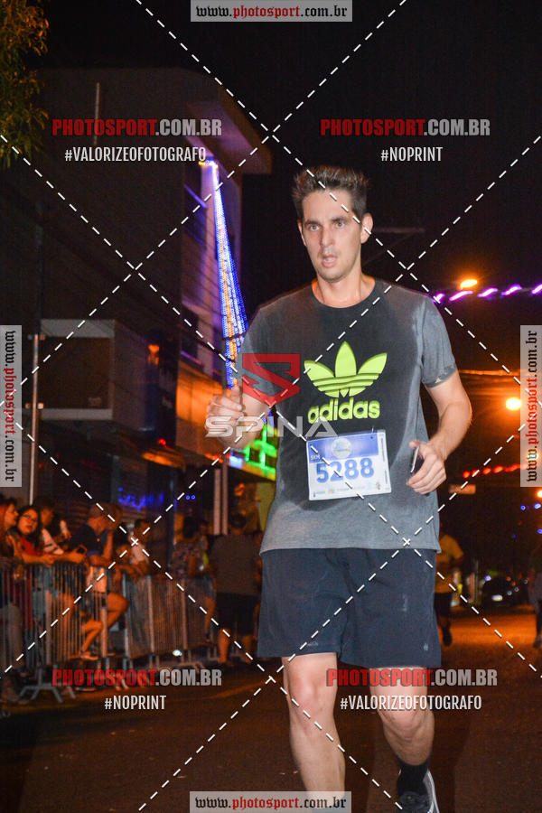 Buy your photos of the event70 CORRIDA DE BRODOWSKI on Fotop