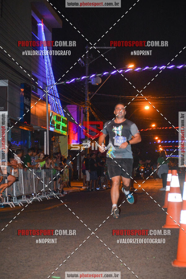 Buy your photos of the event70 CORRIDA DE BRODOWSKI on Fotop