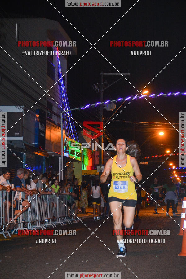 Buy your photos of the event70 CORRIDA DE BRODOWSKI on Fotop