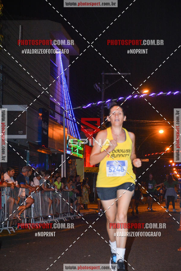 Buy your photos of the event70 CORRIDA DE BRODOWSKI on Fotop