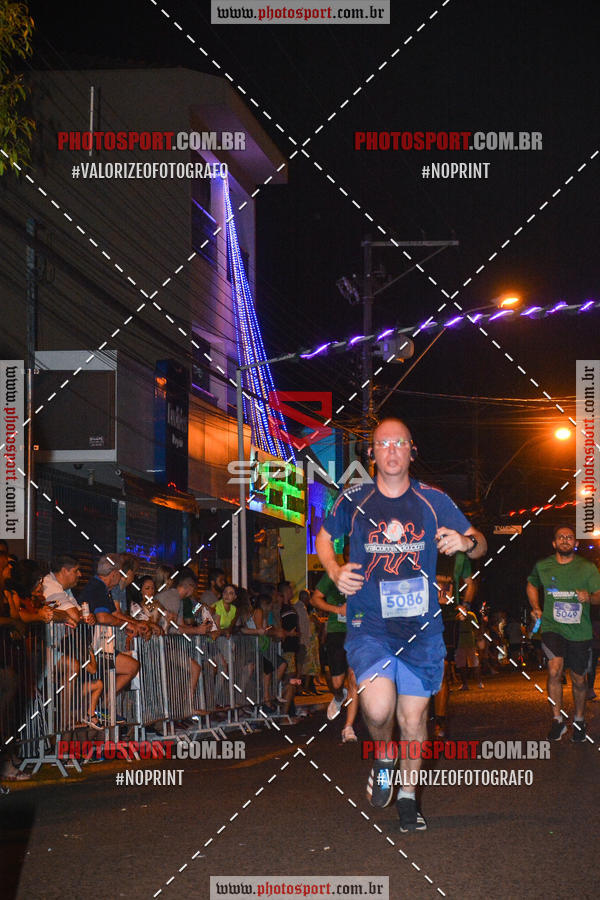 Buy your photos of the event70 CORRIDA DE BRODOWSKI on Fotop