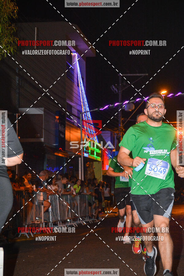 Buy your photos of the event70 CORRIDA DE BRODOWSKI on Fotop