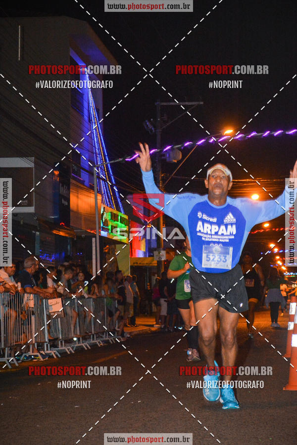 Buy your photos of the event70 CORRIDA DE BRODOWSKI on Fotop