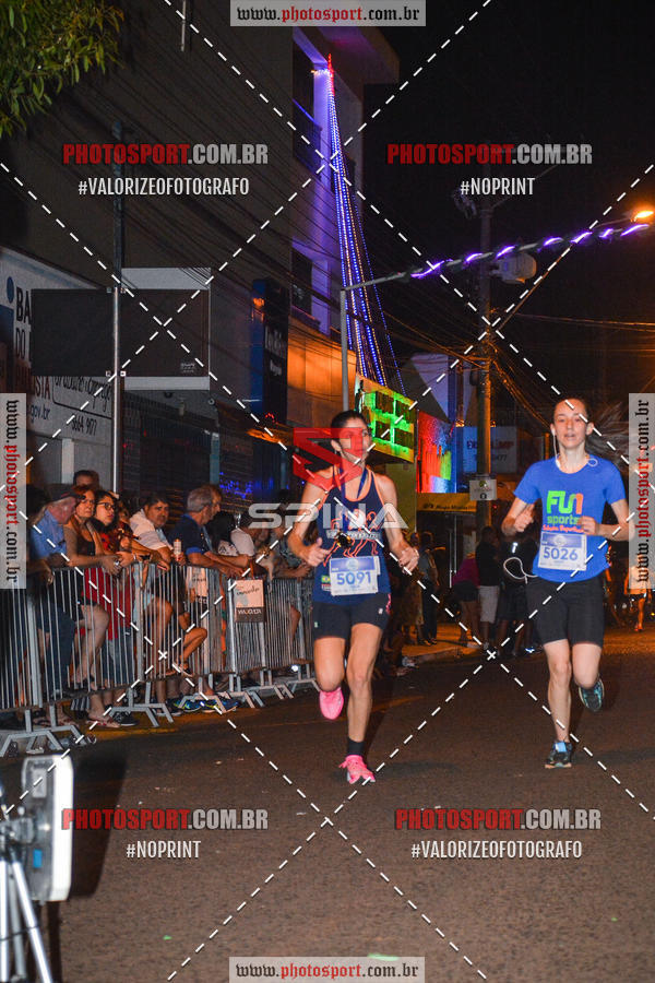 Buy your photos of the event70 CORRIDA DE BRODOWSKI on Fotop