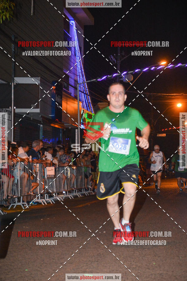 Buy your photos of the event70 CORRIDA DE BRODOWSKI on Fotop