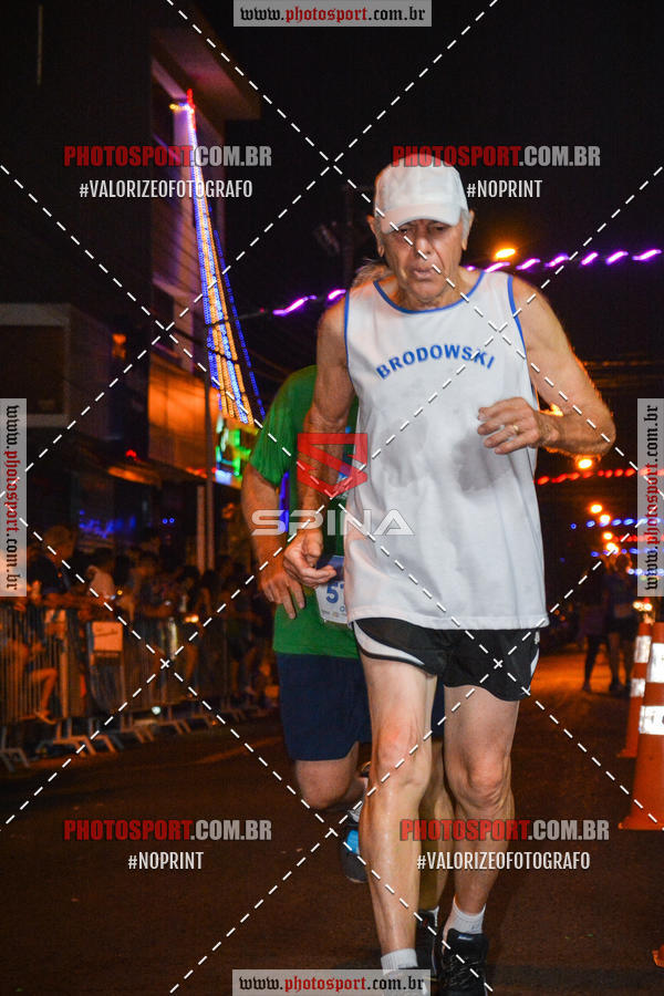 Buy your photos of the event70 CORRIDA DE BRODOWSKI on Fotop