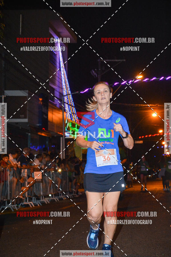 Buy your photos of the event70 CORRIDA DE BRODOWSKI on Fotop